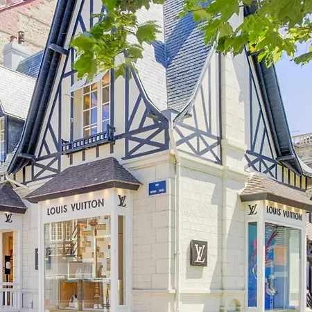 Apartment Le Dosia - Three Bedrooms - Hyper Centre Of Deauville
