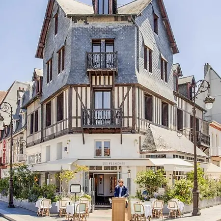 Le Dosia - Three Bedrooms - Hyper Centre Of *